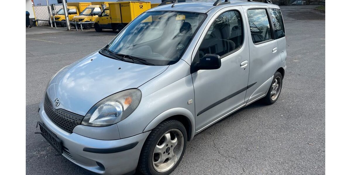 Toyota Yaris 159.030 km 2.300 &euro; Wuppertal 42107