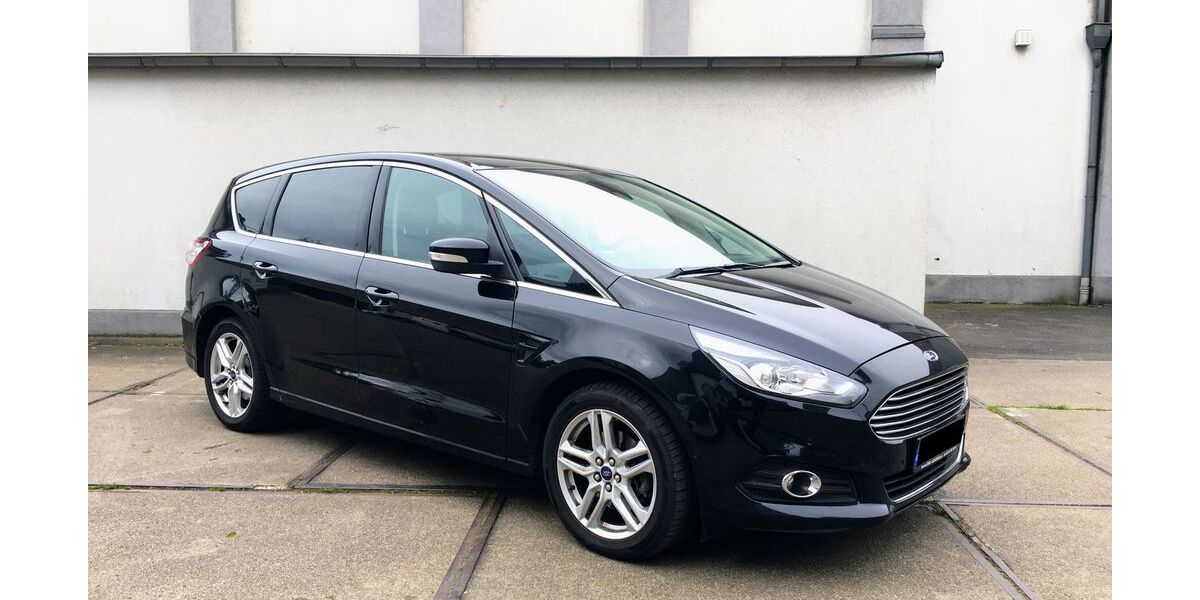 Ford S-Max 160.500 km 12.950 &euro; Bochum 44801