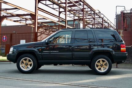 Jeep Grand Cherokee 182.000 km 15.500 &euro; Bochum 44795