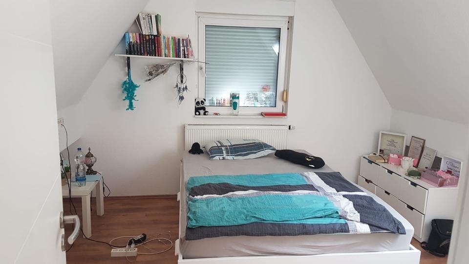 Charmante Doppelhaushälfte in Duisburg-Rheinhausen