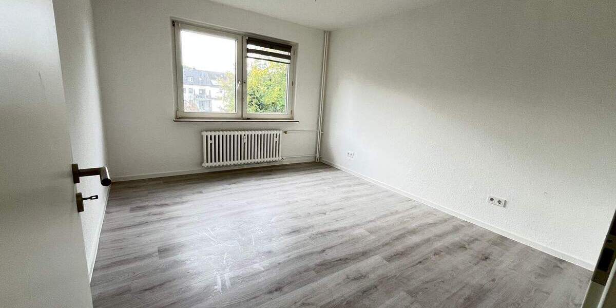 Frisch renovierte 3 Zi Wohnung im 2 OG 3 zimmer