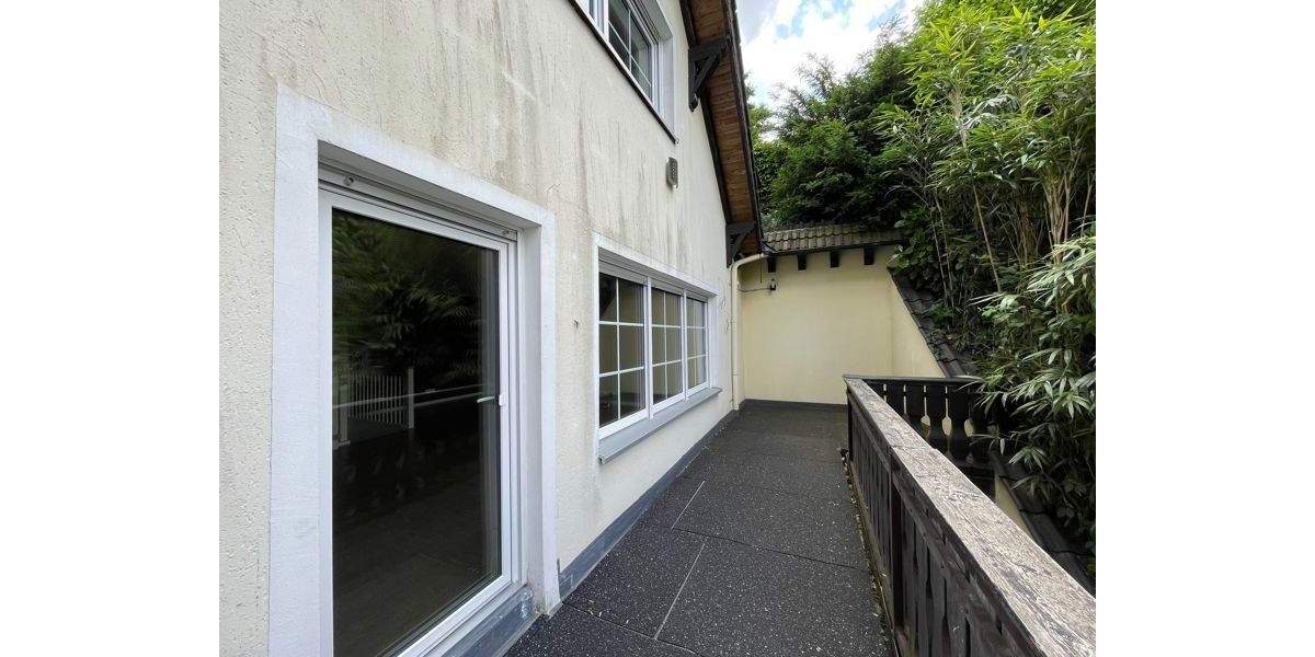 Modernisierte Doppelhaushälfte in Essen Heisingen! 6 zimmer