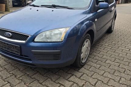 Ford Focus 227.000 km 600 &euro; Dinslaken 46537