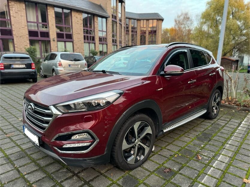 Hyundai TUCSON 162.000 km 13.800 € Bochum 44801