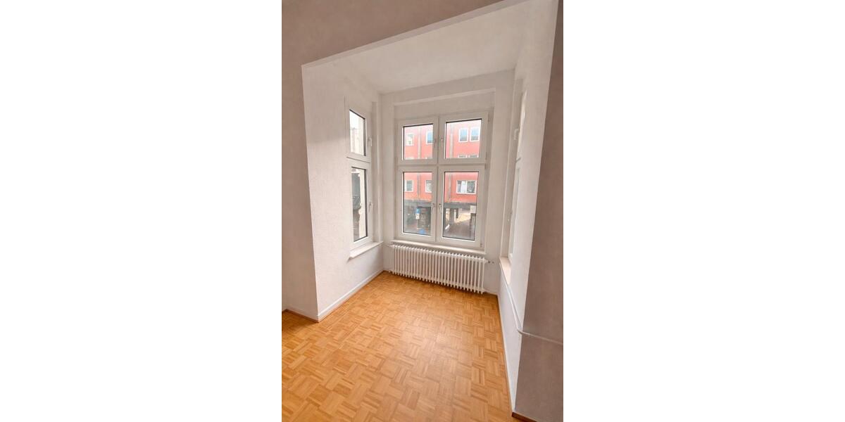 Etagenwohnung Essen Huttrop - 4 Zimmer, 106 m&sup2;, 925&euro; | Angebot:26148558