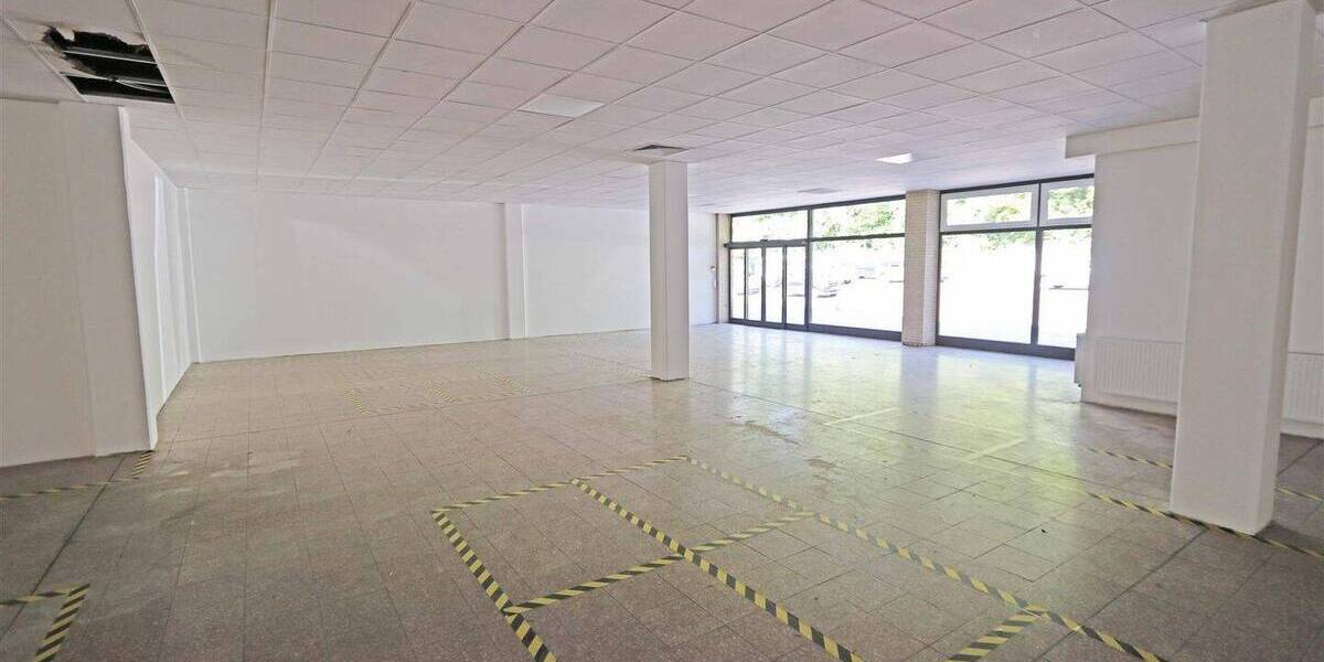 Moderne Fläche für viele Branchen. Ob Logistik, Laden oder Gastronomie. *Provisionsfrei zimmer
