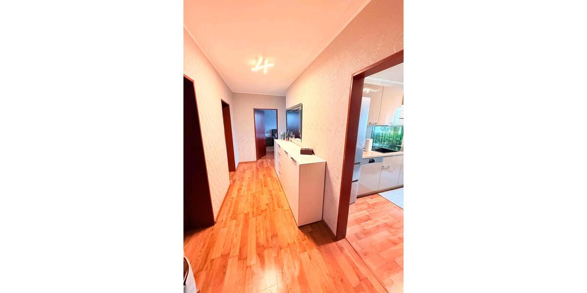 Etagenwohnung Ratingen - 3 Zimmer, 82 m&sup2;, 305.000&euro; | Angebot:26945394