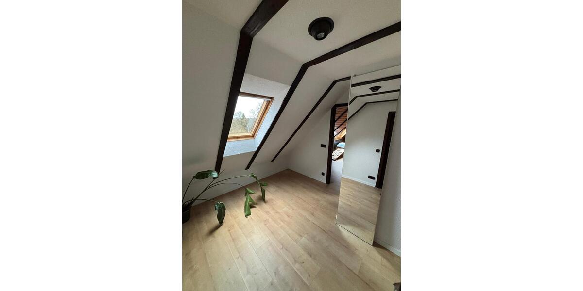 Traumhafte Maisonette-Wohnung in Mülheim-Mintard 4 zimmer