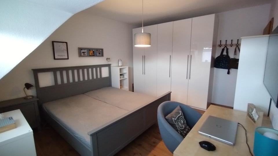 75 qm Dachgeschosswohnung, Einzelgarage und Garten in OB - Heide 3.5 zimmer