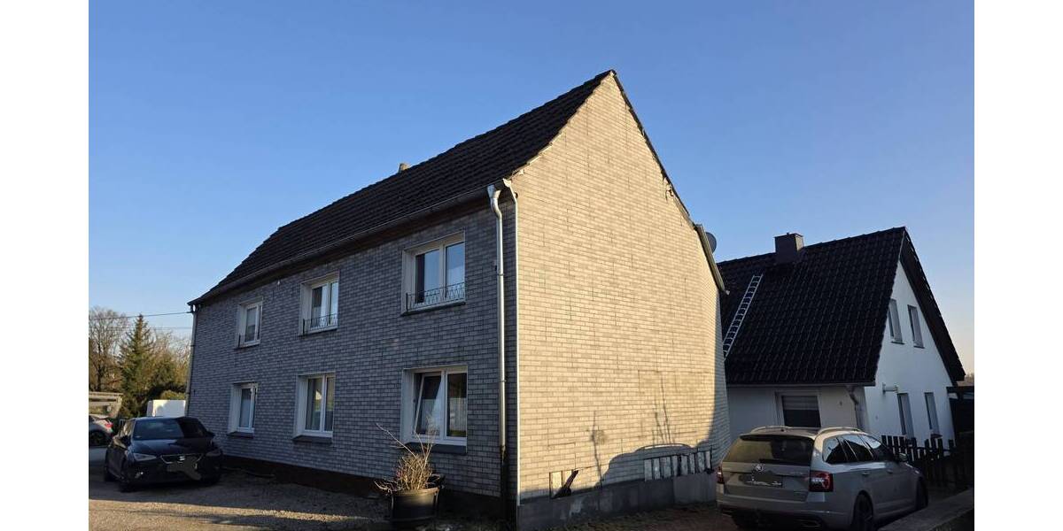 Mehrfamilienhaus, Wohnhaus Velbert Kostenberg - 9 Zimmer, 259 m&sup2;, 650.000&euro; | Angebot:25733904
