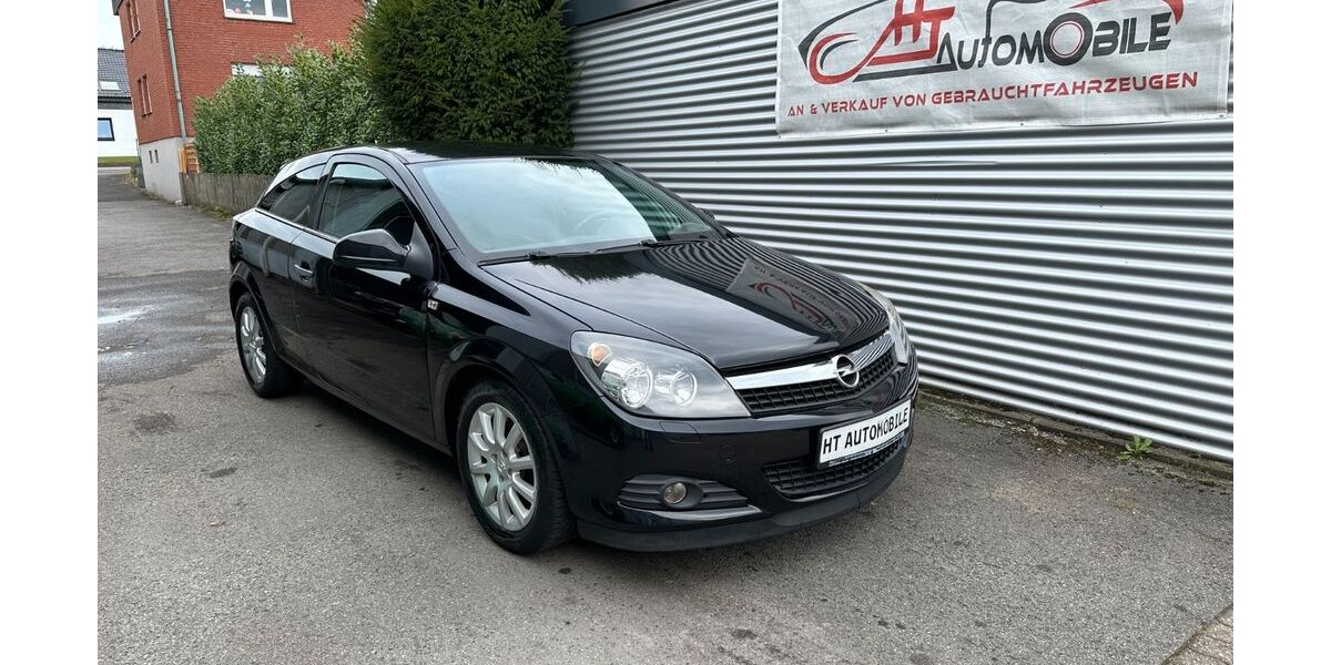 Opel Astra 82.000 km 2.799 &euro; Marl 45770
