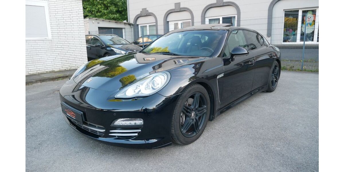 Porsche Panamera 185.597 km 22.950 &euro; Mülheim an der Ruhr 45473