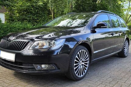 Skoda Superb 142.800 km 6.500 &euro; Dinslaken 46539