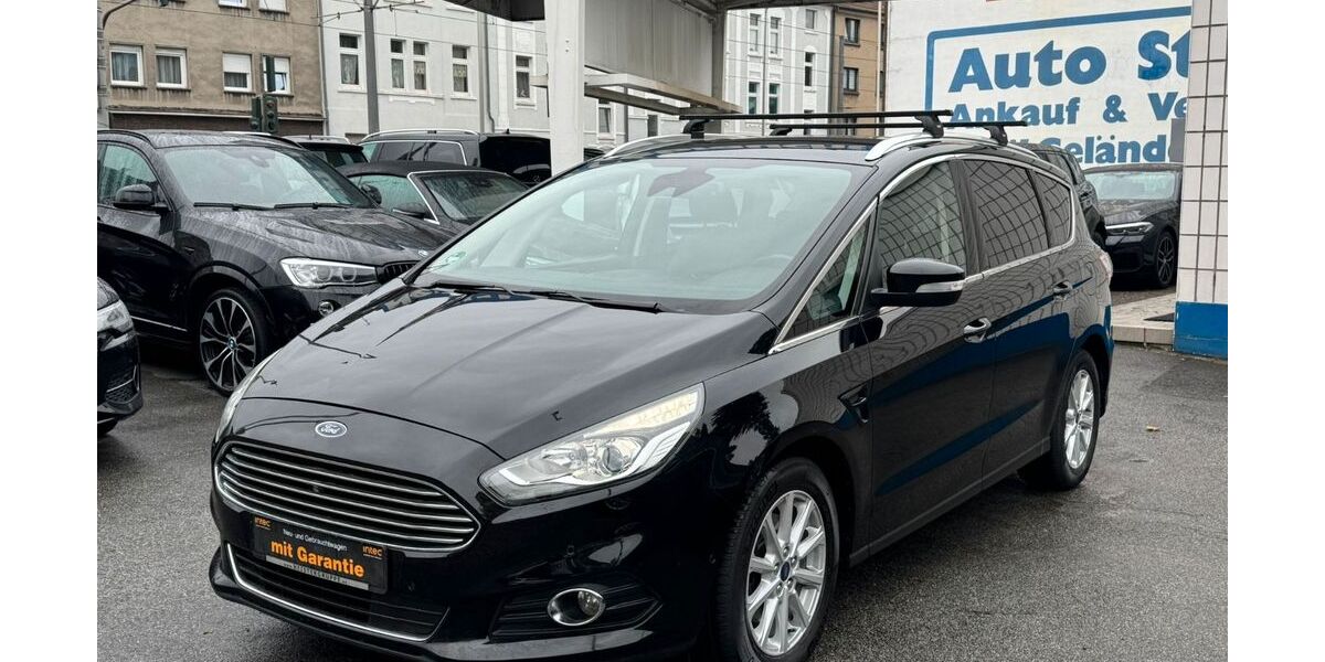 Ford S-Max 163.702 km 15.900 &euro; Oberhausen 46045