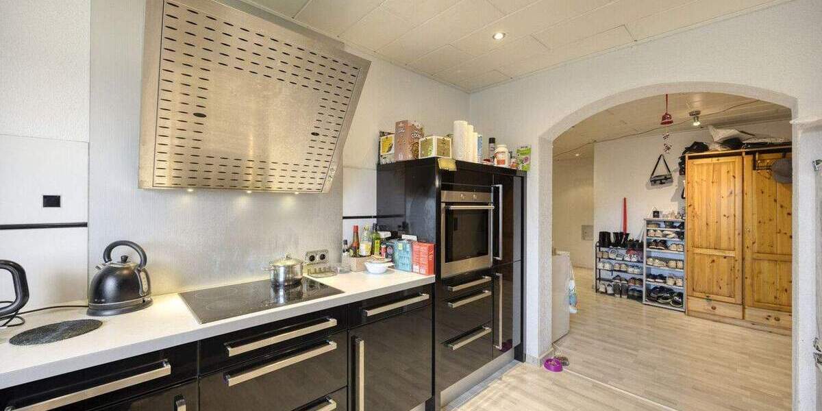 Etagenwohnung Castrop-Rauxel Frohlinde - 5 Zimmer, 176 m&sup2;, 340.000&euro; | Angebot:25301862