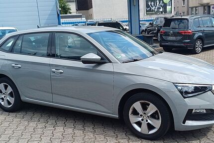 Skoda Scala 105.000 km 18.980 &euro; Essen 45307
