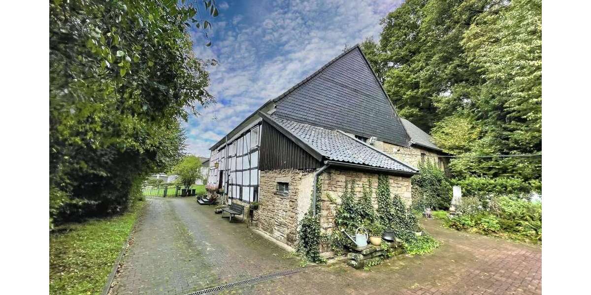 Einfamilienhaus Sprockhövel - 10 Zimmer, 236 m&sup2;, 441.000&euro; | Angebot:27009256
