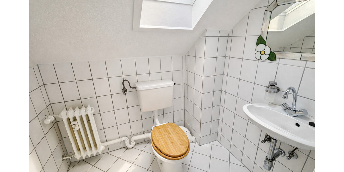 Etagenwohnung Wuppertal Langerfeld - 4 Zimmer, 134 m&sup2;, 999&euro; | Angebot:25643815