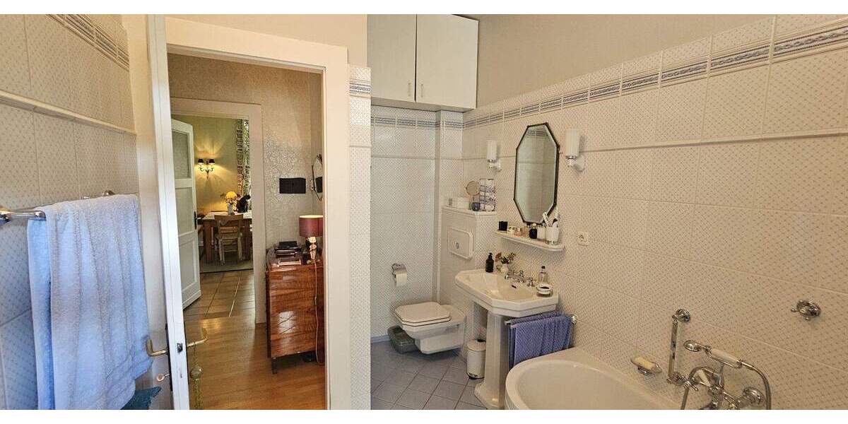 Etagenwohnung Essen Huttrop - 3 Zimmer, 87 m&sup2;, 250.000&euro; | Angebot:25631079