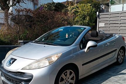 Peugeot 207 144.000 km 2.150 &euro; Dortmund 44265