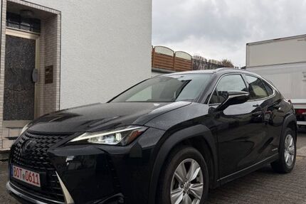 Lexus UX 52.000 km 23.799 &euro; Bottrop 46240