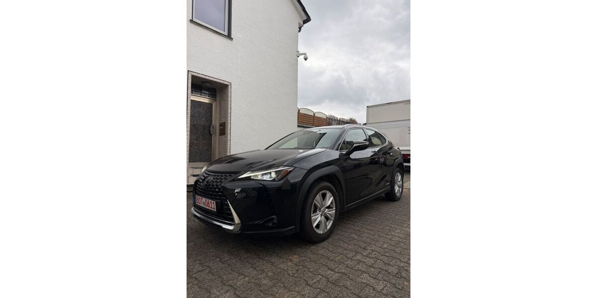 Lexus UX 52.000 km 23.799 &euro; Bottrop 46240