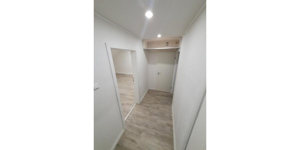 Attraktive, modernisierte Wohnung in ruhiger Lage – ab 1.3.26 2.5 zimmer