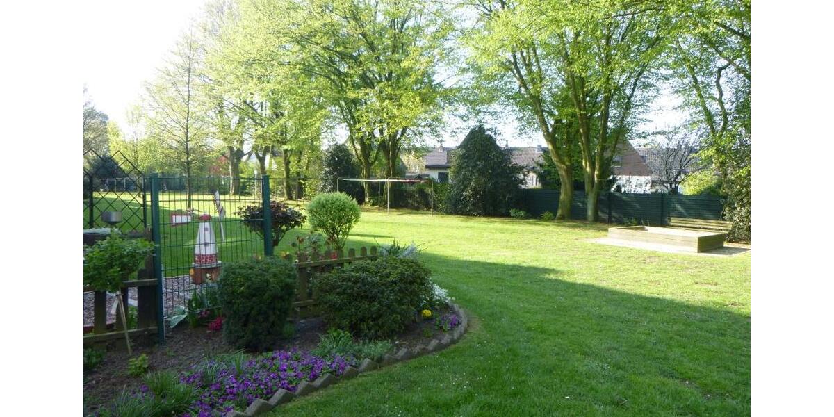 Dachgeschoßwohnung Gelsenkirchen Gelsenkirchen-Nord - 3 Zimmer, 54 m&sup2;, 389&euro; | Angebot:26085839