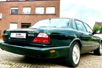 Jaguar XJ 243.984 km 6.450 &euro; Essen 45127