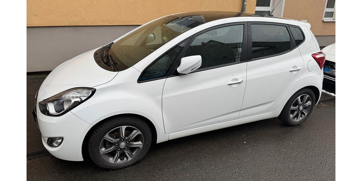 Hyundai ix20 39.500 km 12.950 &euro; Wuppertal 42277