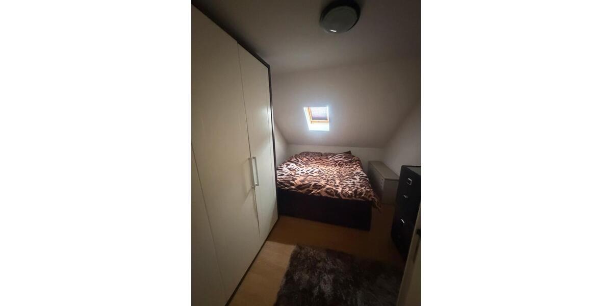 Dachgeschoßwohnung Bochum Günnigfeld - 2 Zimmer, 52 m&sup2;, 520&euro; | Angebot:26358158
