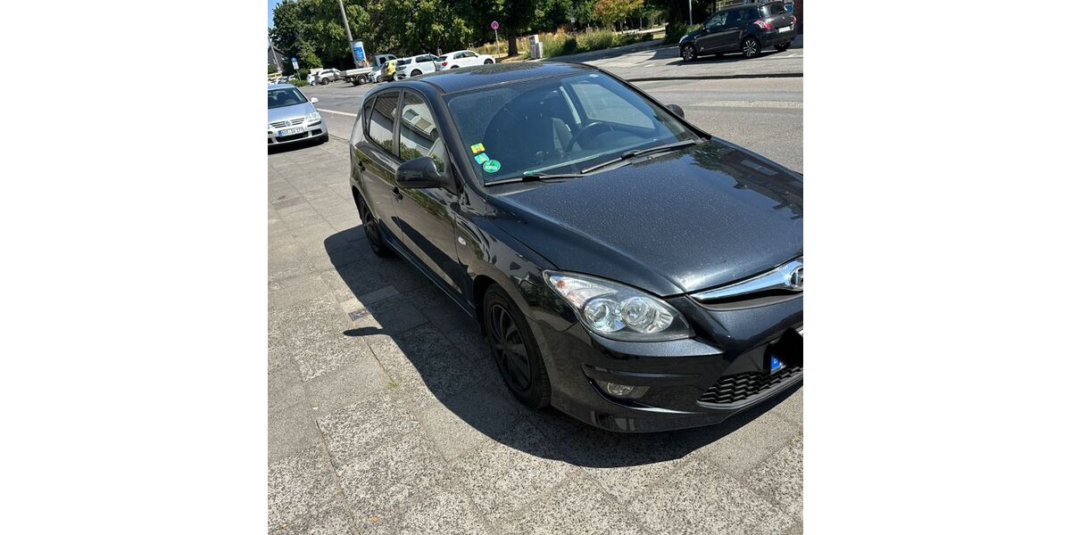 Hyundai i30 125.000 km 3.900 &euro; Bottrop 46238