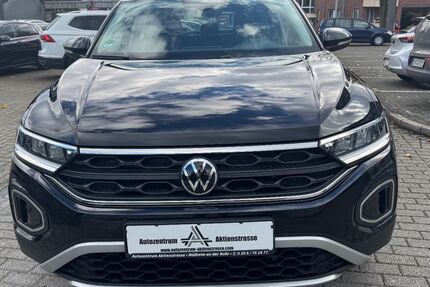 VW T-Roc 69.980 km 18.899 € Mülheim / Ruhr 45473