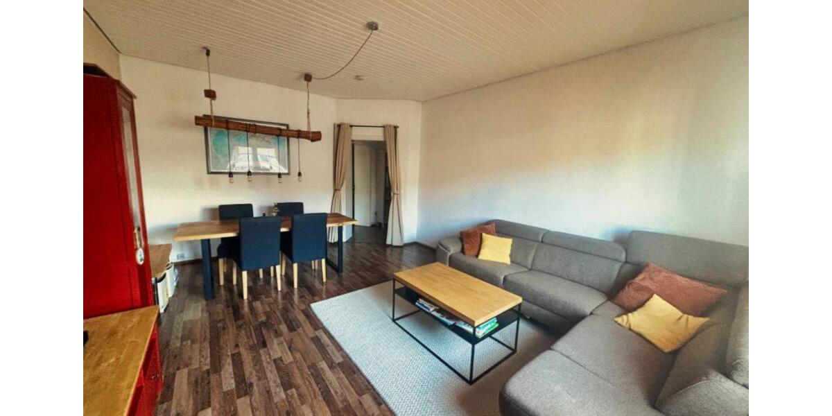 Etagenwohnung Essen Stadtbezirk II - 3 Zimmer, 97 m&sup2;, 1.095&euro; | Angebot:25394270