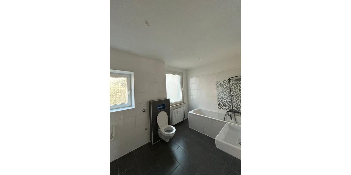 Etagenwohnung Herne Wanne - 4 Zimmer, 82 m&sup2;, 865&euro; | Angebot:25160931