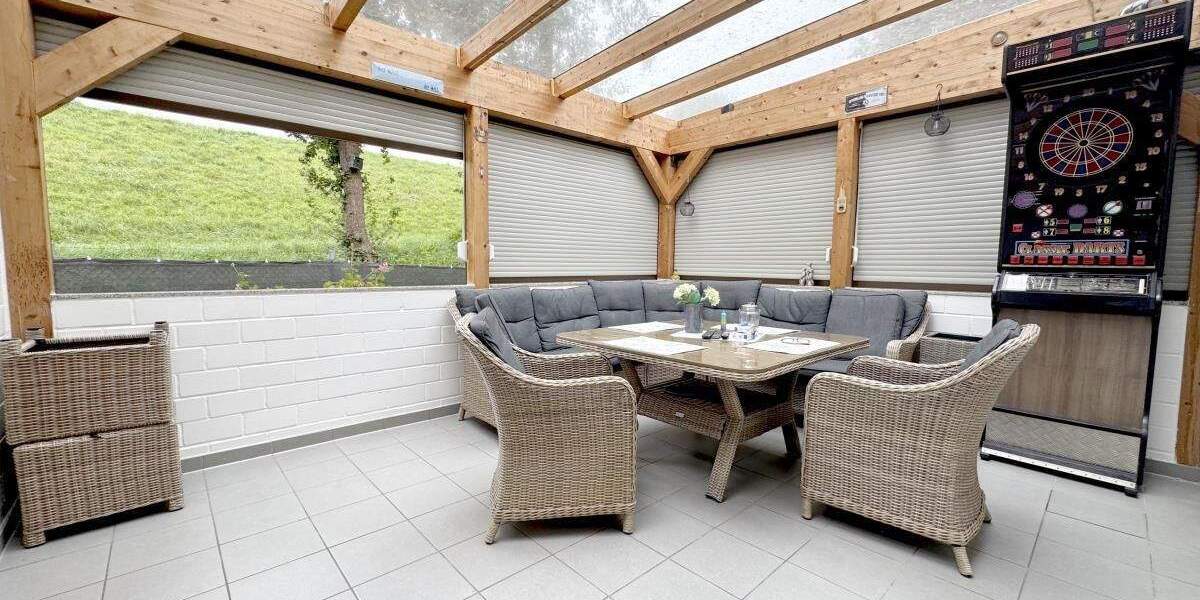 Einfamilienhaus Oberhausen Schwarze Heide - 7 Zimmer, 176 m&sup2;, 595.000&euro; | Angebot:25632282