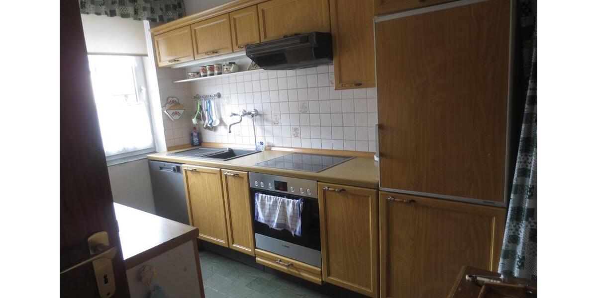 Zweifamilienhaus - ideal geeignet als Zweigenerationenhaus in RE 8 zimmer