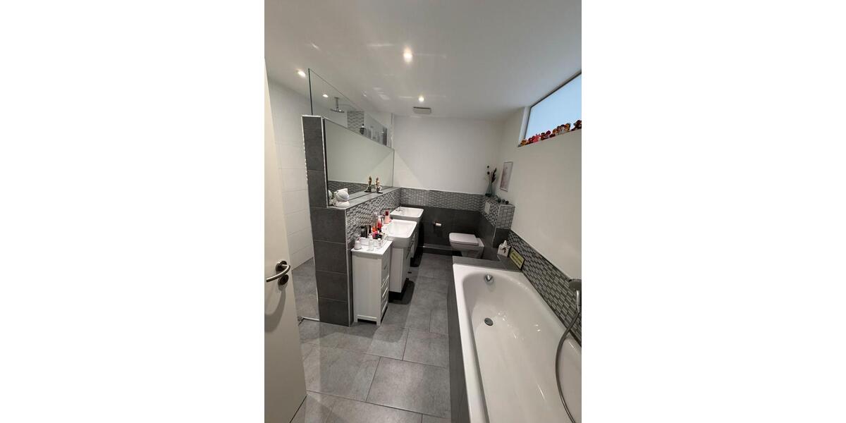 Etagenwohnung Essen Stadtbezirk IX - 3 Zimmer, 117 m&sup2;, 550.000&euro; | Angebot:27096132