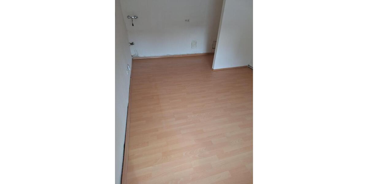 Hochparterre Wuppertal Lichtenplatz - 2 Zimmer, 61 m&sup2;, 396&euro; | Angebot:24976941