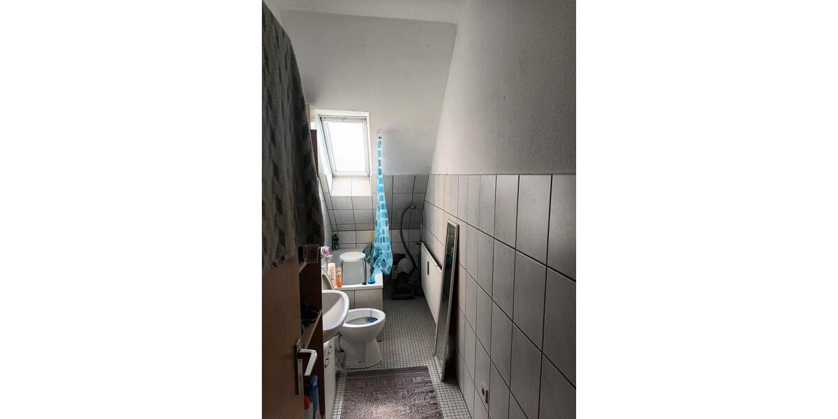 Dachgeschoßwohnung Herne Sodingen - 2.5 Zimmer, 46 m&sup2;, 48.000&euro; | Angebot:27076075