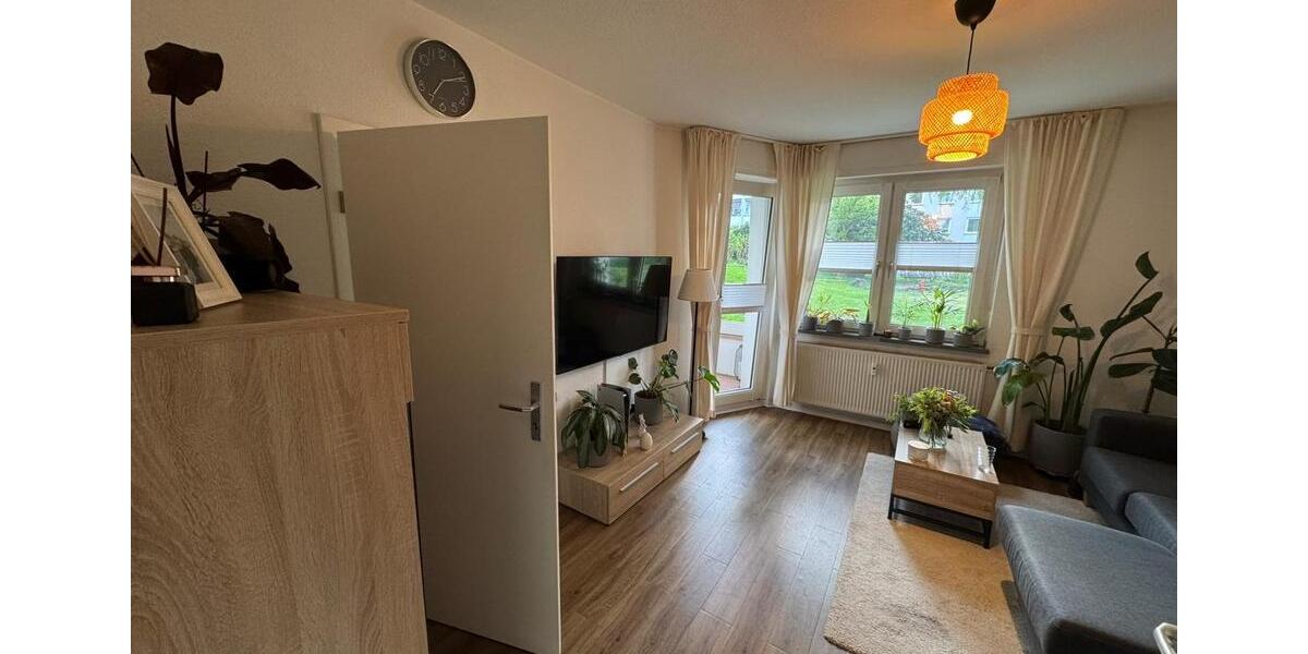 Erdgeschoßwohnung Essen Stadtbezirk VI - 2.5 Zimmer, 44 m&sup2;, 550&euro; | Angebot:26378963