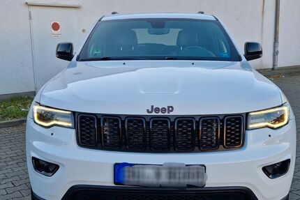 Jeep Grand Cherokee 112.000 km 33.500 &euro; Duisburg 47167