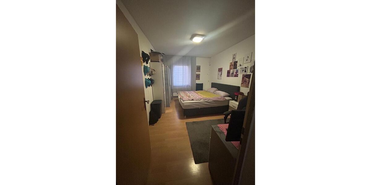 Etagenwohnung Dortmund Eving - 4 Zimmer, 135 m&sup2;, 1.100&euro; | Angebot:26278823