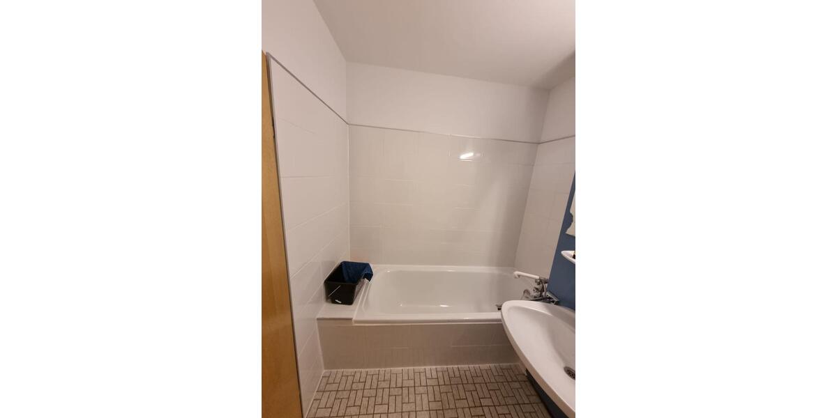 Kapitalanleger, 2-Zimmer-EG-Wohnung mit Balkon in Duisburg-Süd 2 zimmer