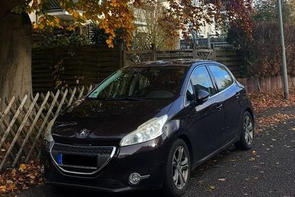 Peugeot 208 95.500 km 6.550 &euro; Herne 44629