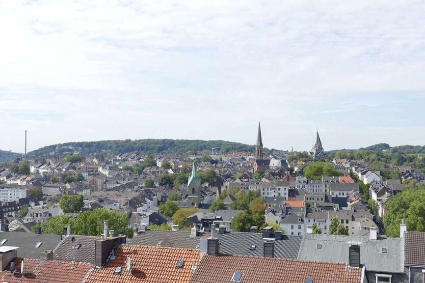 Wohnung zum Mieten in Wuppertal 694 € 87 m²