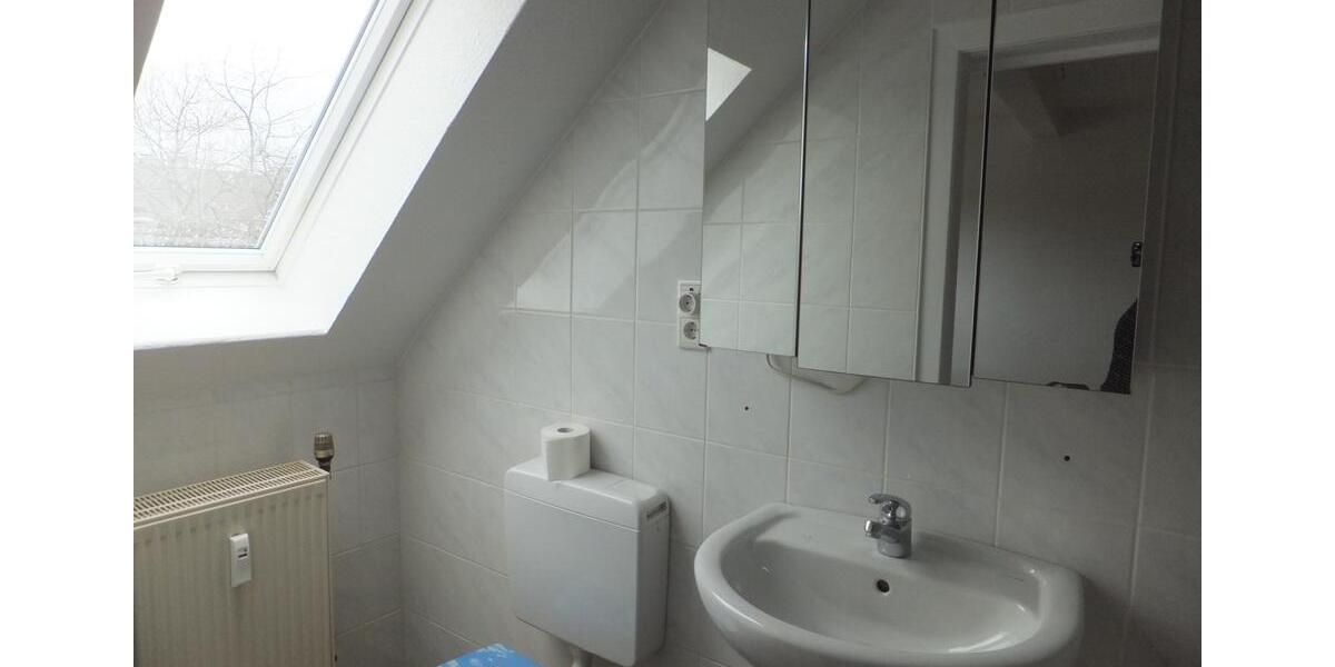 Dachgeschoßwohnung Bochum Bochum-Ost - 3.5 Zimmer, 87 m&sup2;, 1.000&euro; | Angebot:26414534