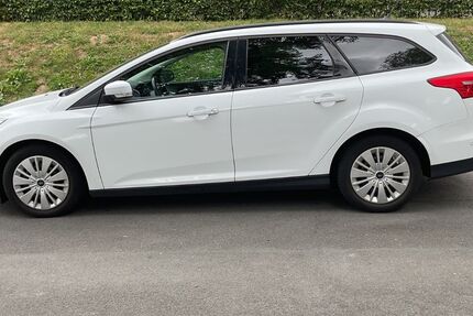 Ford Focus 118.000 km 8.450 &euro; Essen 45307