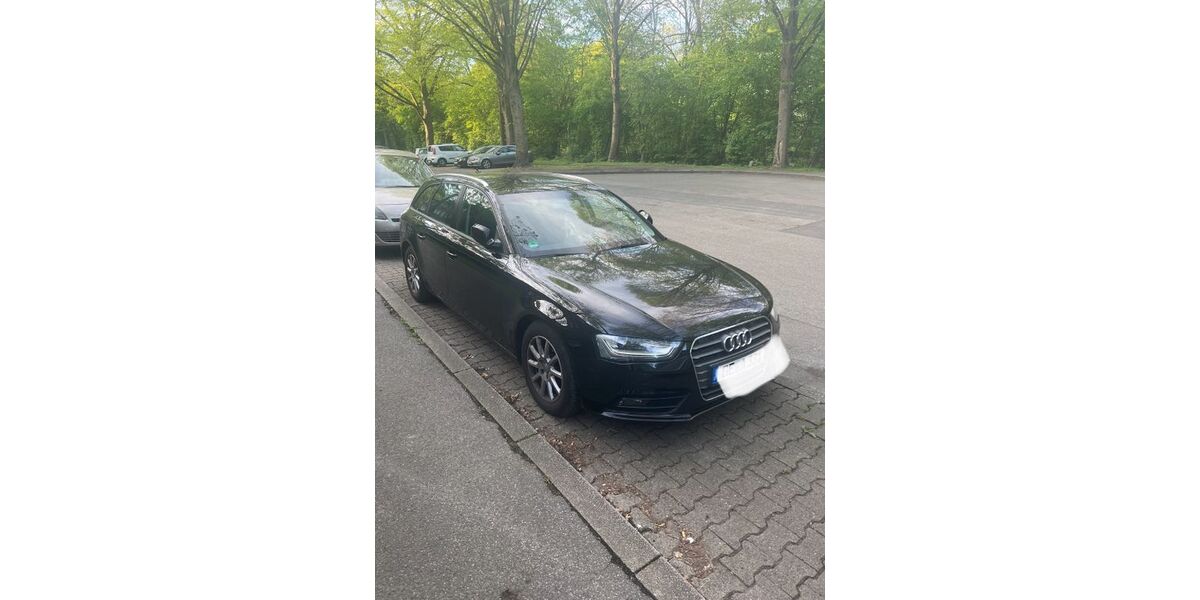 Audi A4 280.000 km 8.500 &euro; Essen 45355