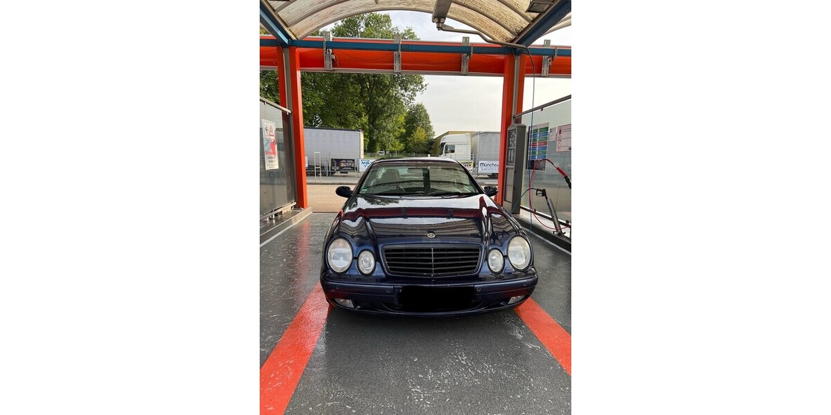 Mercedes-Benz CLK 320 175.000 km 3.700 &euro; Schwelm 58332